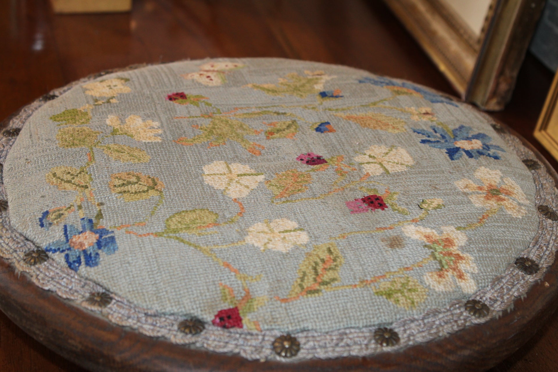Antique Round Wooden Footstool – Light Blue Needlework with Berries, Ferns & Butterflies