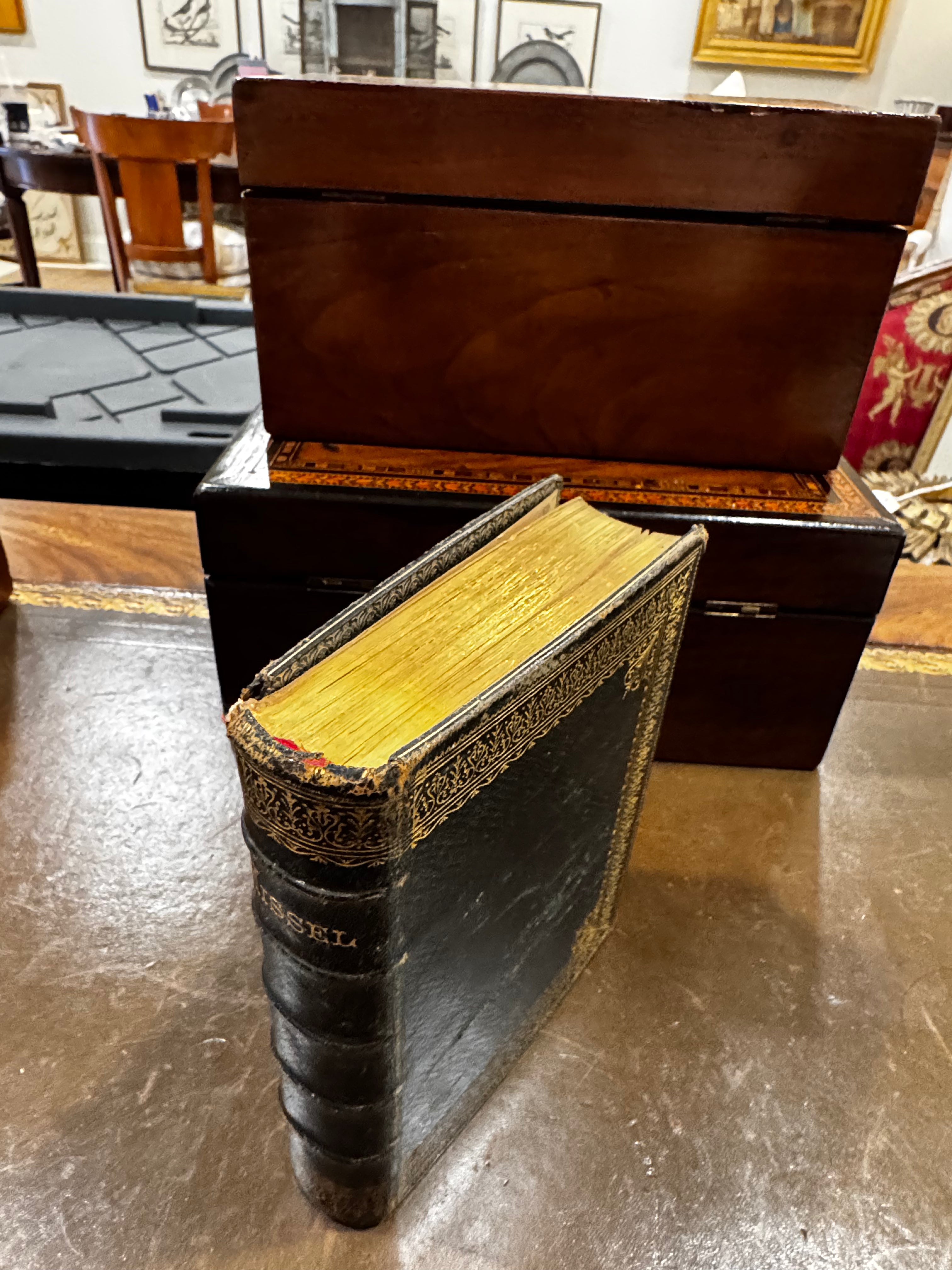 Antique French Catholic Missal – Full Leather, Gilt Edges (1892)