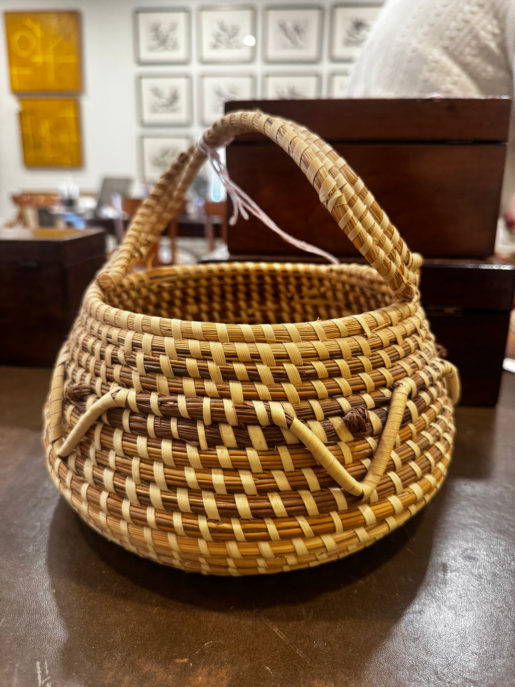 Vintage Charleston Gullah Sweetgrass Basket with Handle