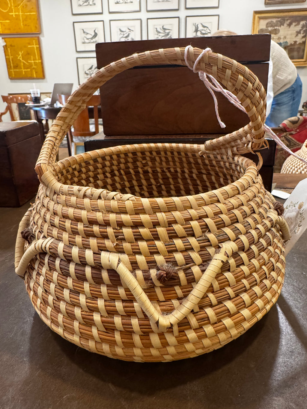 Vintage Charleston Gullah Sweetgrass Basket with Handle